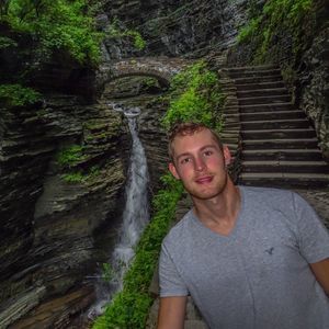 Meet your Posher, Jon